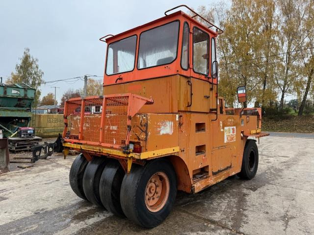 Hamm GRW 15 - مداحل الإطارات الهوائية: صور 3 Hamm GRW 15 - مداحل الإطارات الهوائية: صور 3