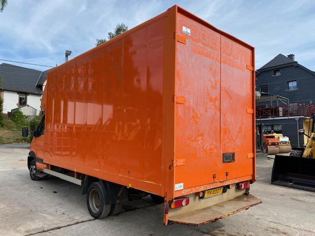 Renault Mascott 130.35 - الشاحنات الصغيرة صندوق مغلق: صور 4 Renault Mascott 130.35 - الشاحنات الصغيرة صندوق مغلق: صور 4