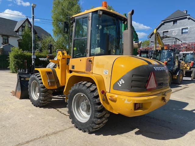 Volvo L 40 TP - اللودر بعجل: صور 4 Volvo L 40 TP - اللودر بعجل: صور 4