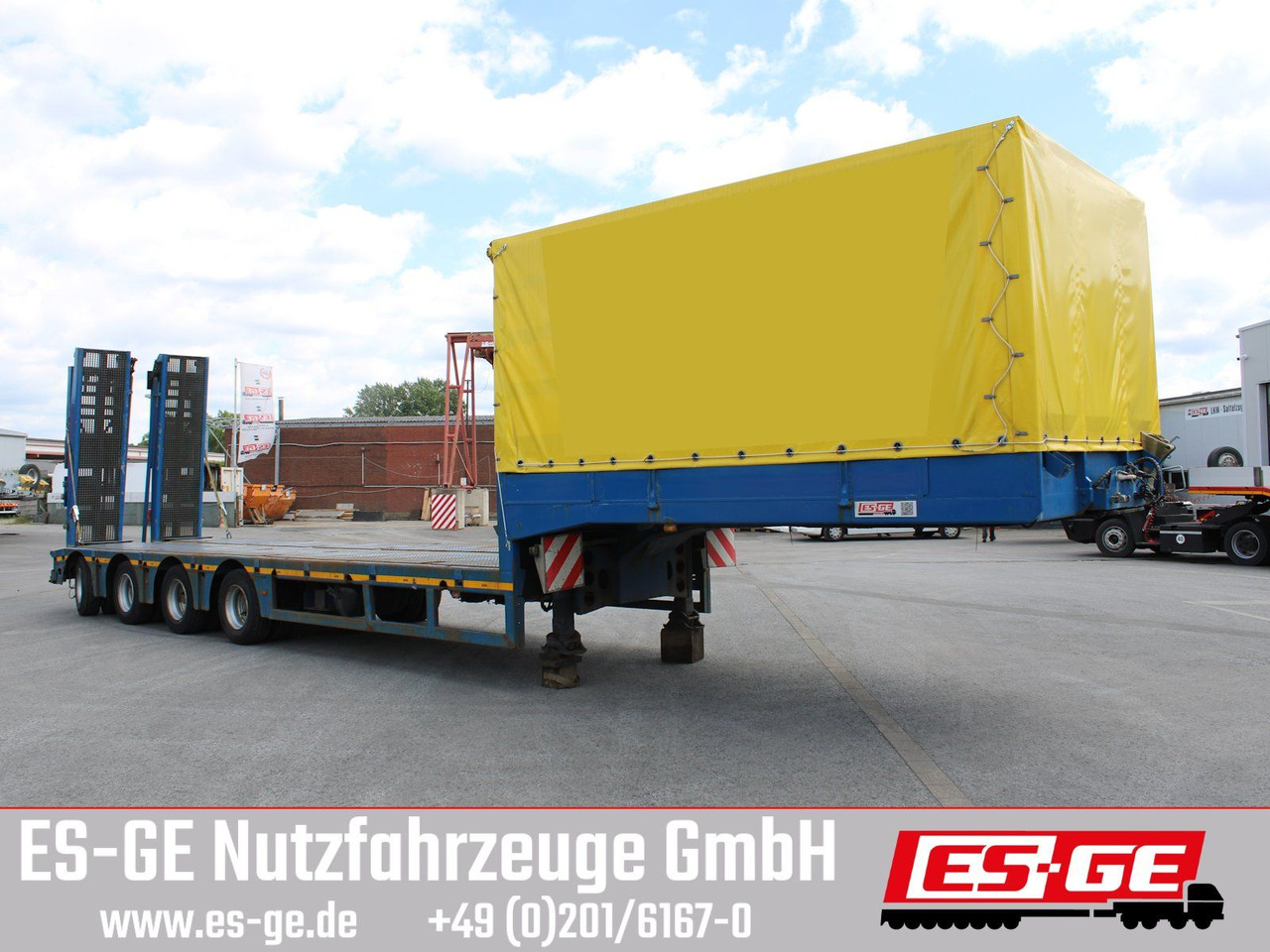 Kässbohrer 4-Achs-Satteltieflader - عربة مسطحة منخفضة نصف مقطورة: صور 4 Kässbohrer 4-Achs-Satteltieflader - عربة مسطحة منخفضة نصف مقطورة: صور 4
