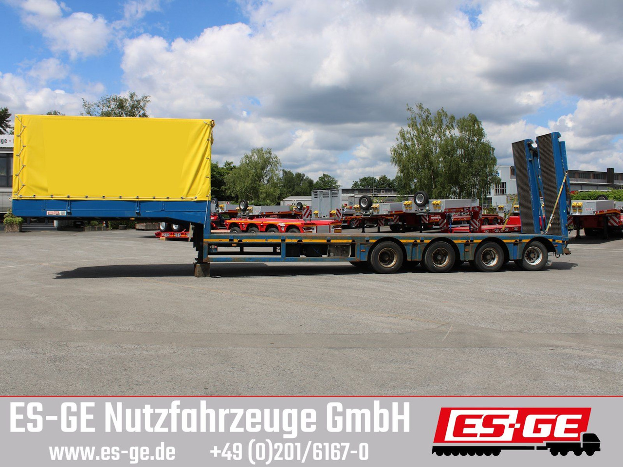 Kässbohrer 4-Achs-Satteltieflader - عربة مسطحة منخفضة نصف مقطورة: صور 5 Kässbohrer 4-Achs-Satteltieflader - عربة مسطحة منخفضة نصف مقطورة: صور 5
