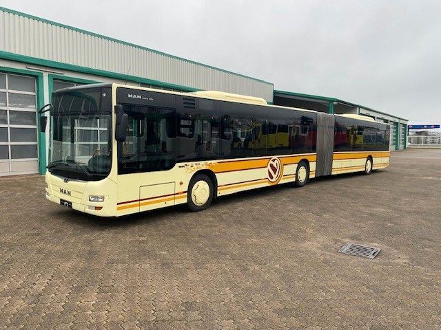MAN A 23 Lions City Gelenkbus KLIMA 60 Sitze GURTE - حافلة مفصلية: صور 2 MAN A 23 Lions City Gelenkbus KLIMA 60 Sitze GURTE - حافلة مفصلية: صور 2