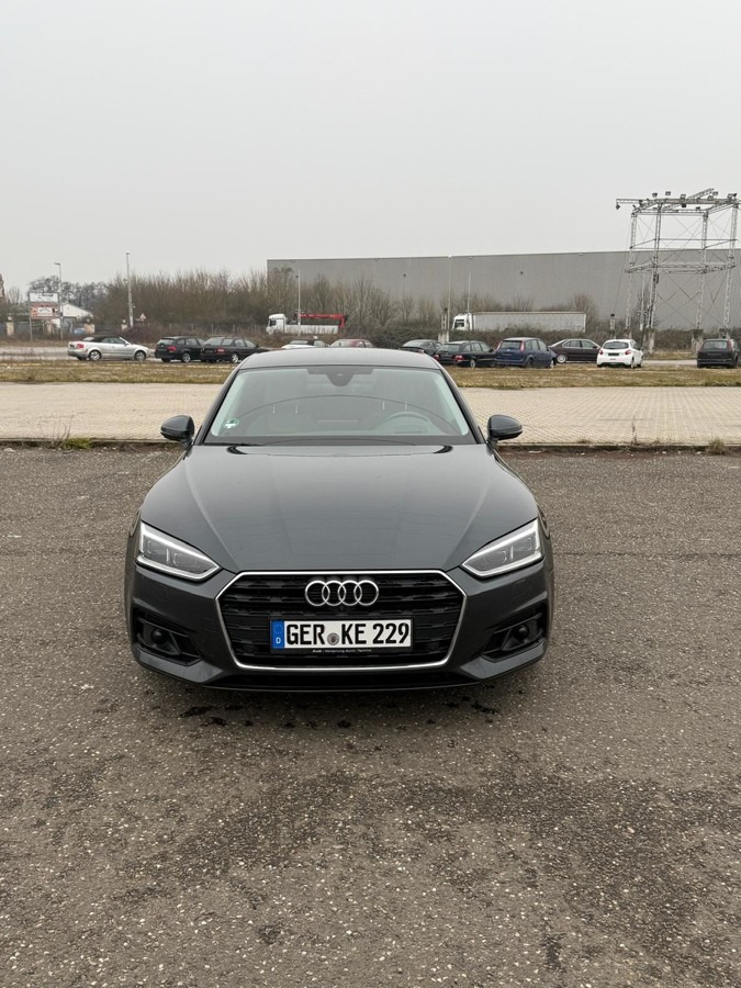 AUDI A5 Sportback 2.0 TDI Schräghecklimousine - سيارة: صور 3 AUDI A5 Sportback 2.0 TDI Schräghecklimousine - سيارة: صور 3