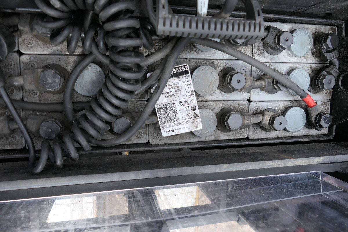 BT SWE 200D Batterie 28/2023 - معدات الرفع منخفض المستوى: صور 5 BT SWE 200D Batterie 28/2023 - معدات الرفع منخفض المستوى: صور 5