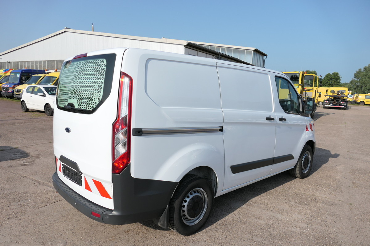 FORD Transit Custom 290 2.0 TDCi KLIMA WERKSTATTEINBA - فان المدمجة: صور 4 FORD Transit Custom 290 2.0 TDCi KLIMA WERKSTATTEINBA - فان المدمجة: صور 4