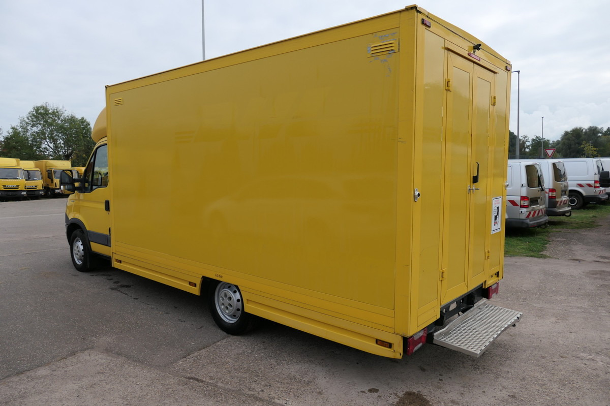 IVECO Daily 35 S11 C30C AUTOMATIK KAMERA Regale LUFT D - الشاحنات الصغيرة صندوق مغلق: صور 4 IVECO Daily 35 S11 C30C AUTOMATIK KAMERA Regale LUFT D - الشاحنات الصغيرة صندوق مغلق: صور 4