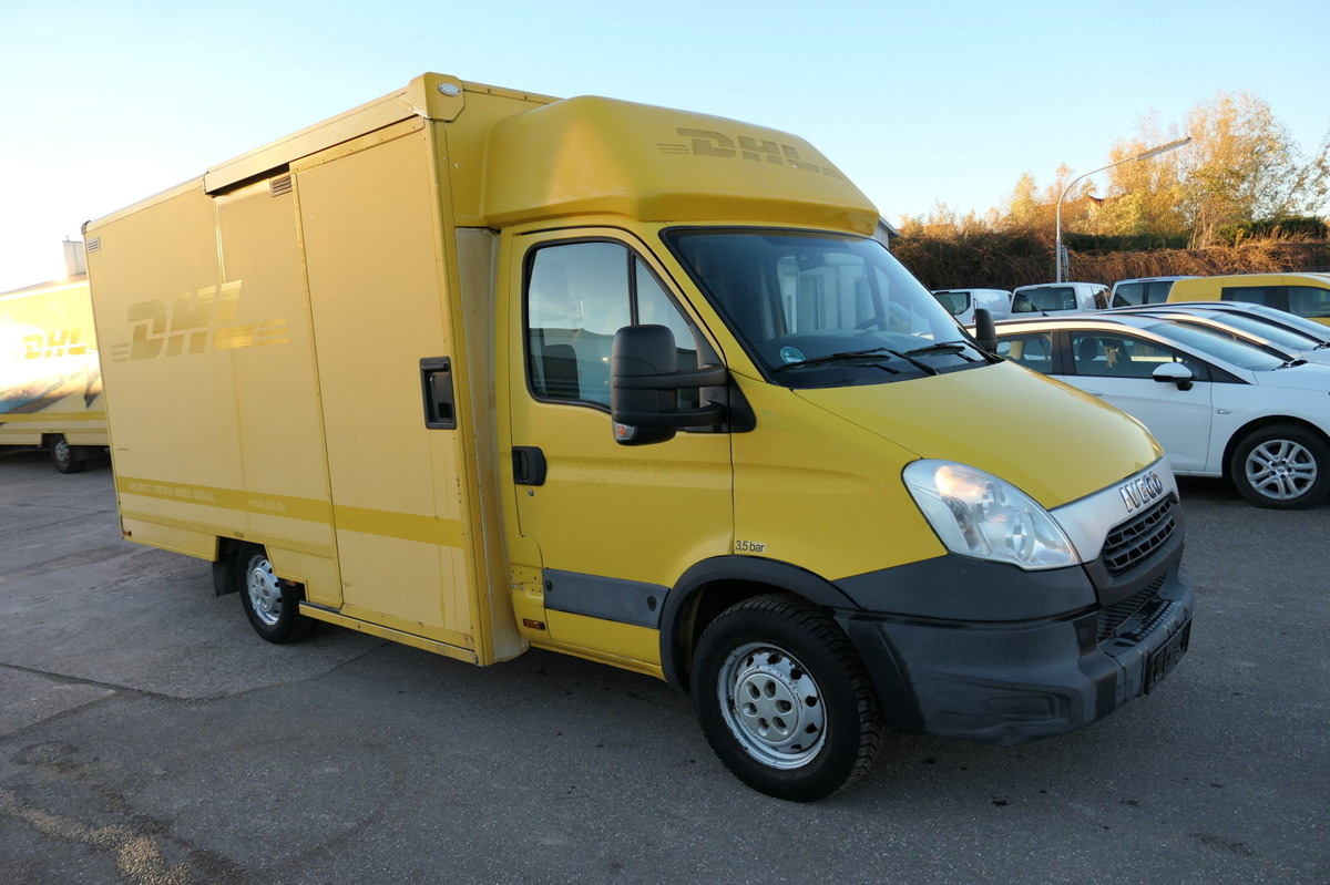 IVECO Daily 35 S11 C30C AUTOMATIK KAMERA Regale LUFT D - الشاحنات الصغيرة صندوق مغلق: صور 2 IVECO Daily 35 S11 C30C AUTOMATIK KAMERA Regale LUFT D - الشاحنات الصغيرة صندوق مغلق: صور 2