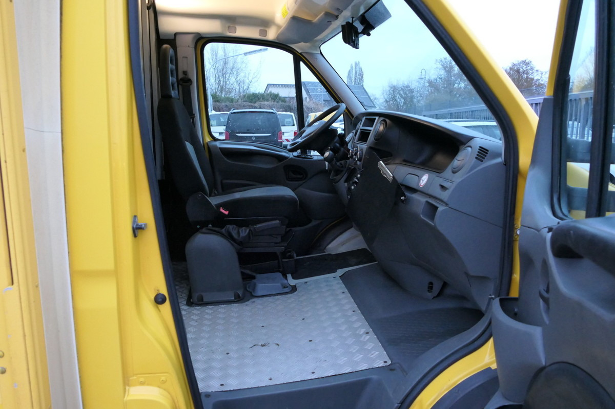 الشاحنات الصغيرة صندوق مغلق IVECO Daily 35 S11 C30C AUTOMATIK KAMERA Regale LUFT D: صور 6 الشاحنات الصغيرة صندوق مغلق IVECO Daily 35 S11 C30C AUTOMATIK KAMERA Regale LUFT D: صور 6