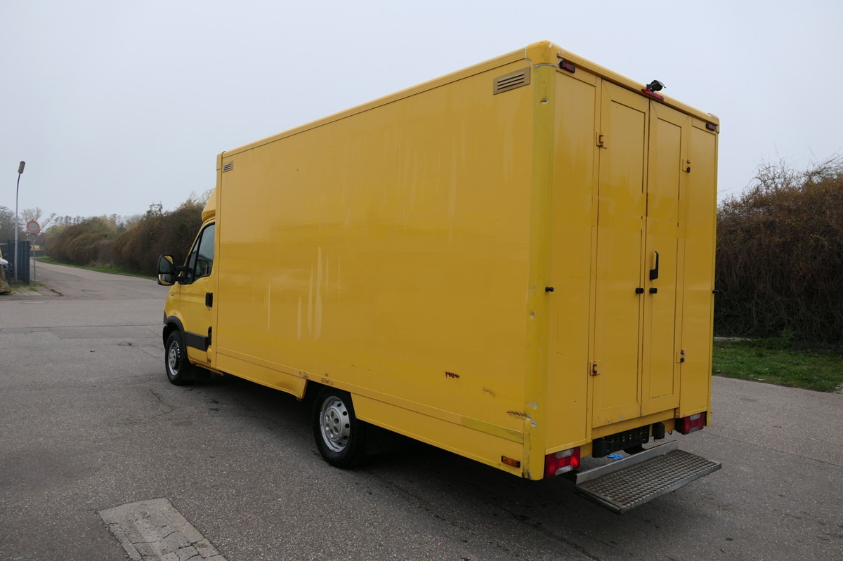 IVECO Daily 35 S11 C30C AUTOMATIK KAMERA Regale LUFT D - الشاحنات الصغيرة صندوق مغلق: صور 4 IVECO Daily 35 S11 C30C AUTOMATIK KAMERA Regale LUFT D - الشاحنات الصغيرة صندوق مغلق: صور 4