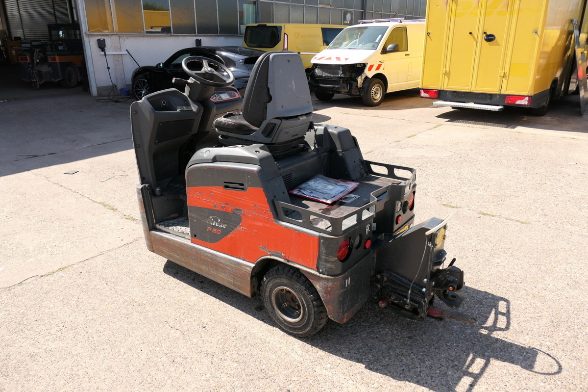 LINDE P 60 Z Schlepper Batterie 16/2019 3-Rad - جرار السحب الكهربائي: صور 4 LINDE P 60 Z Schlepper Batterie 16/2019 3-Rad - جرار السحب الكهربائي: صور 4