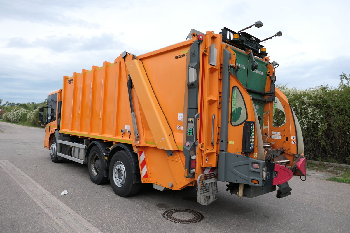 MERCEDES-BENZ 2635 NGE-L62N Econic Aufbau Zöller Medium KLIMA - شاحنة القمامة: صور 1 MERCEDES-BENZ 2635 NGE-L62N Econic Aufbau Zöller Medium KLIMA - شاحنة القمامة: صور 1