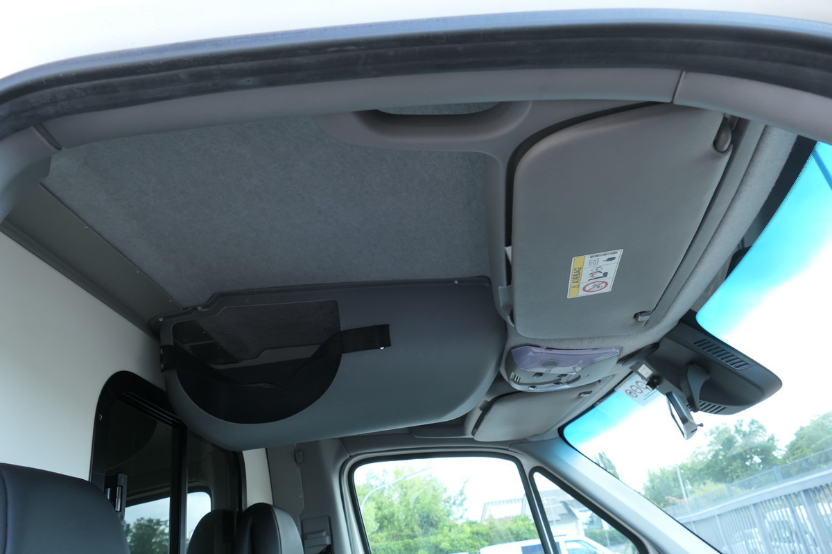 سيارة إسعاف MERCEDES-BENZ 319 Sprinter 6-Zylinder Rettungswagen  Strobel: صور 9