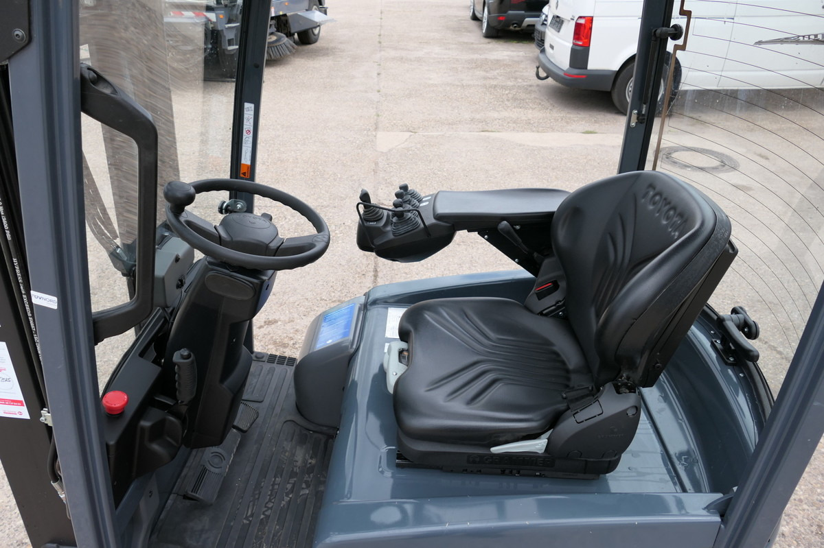 TOYOTA 7 FBEST 15 - رافعة شوكية كهربائية: صور 5 TOYOTA 7 FBEST 15 - رافعة شوكية كهربائية: صور 5