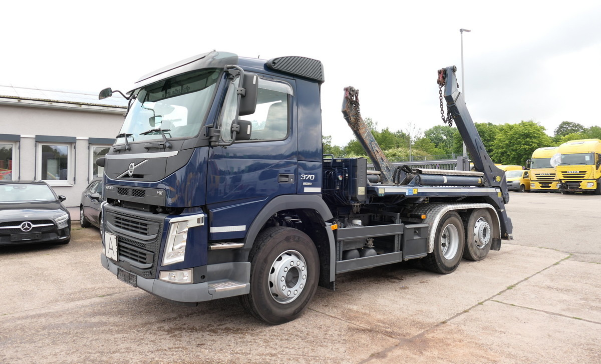 VOLVO FM 370 6x2 Meiller Lenkachse KLIMA AHK - قلابات: صور 3 VOLVO FM 370 6x2 Meiller Lenkachse KLIMA AHK - قلابات: صور 3