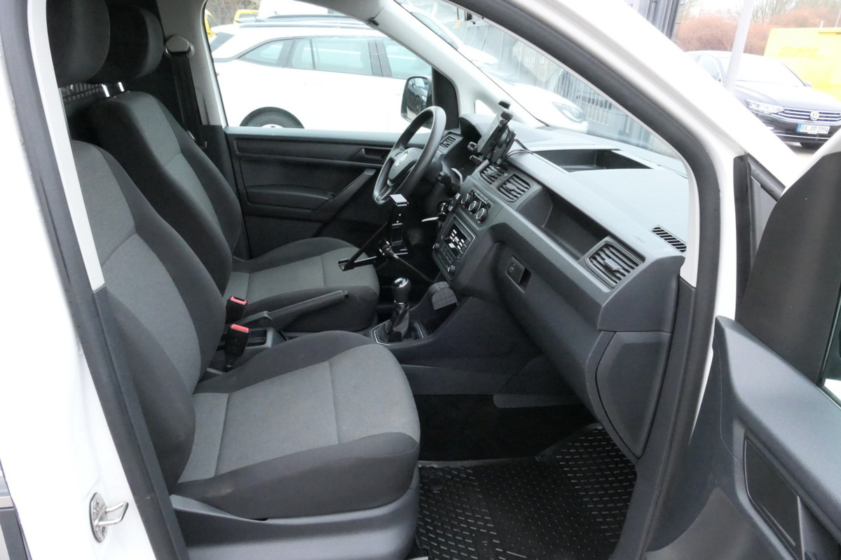 VW Caddy 2.0 TDI 4Motion Klima Werkstatteinbauten إيجار VW Caddy 2.0 TDI 4Motion Klima Werkstatteinbauten: صور 7