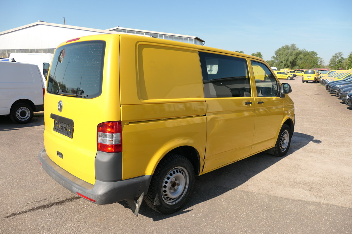 VW T5 Transporter 2.0 TDI 2-SITZER EURO-5 2xSCHIEBE - فان المدمجة: صور 4 VW T5 Transporter 2.0 TDI 2-SITZER EURO-5 2xSCHIEBE - فان المدمجة: صور 4