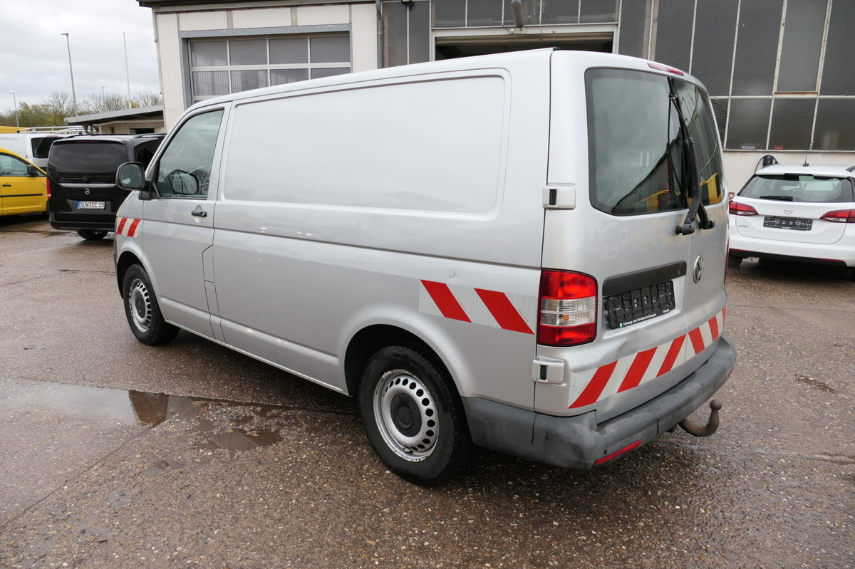 VW T5 Transporter 2.0 TDI 2-Sitzer 4 Motion AHK KLI - فان المدمجة: صور 5 VW T5 Transporter 2.0 TDI 2-Sitzer 4 Motion AHK KLI - فان المدمجة: صور 5