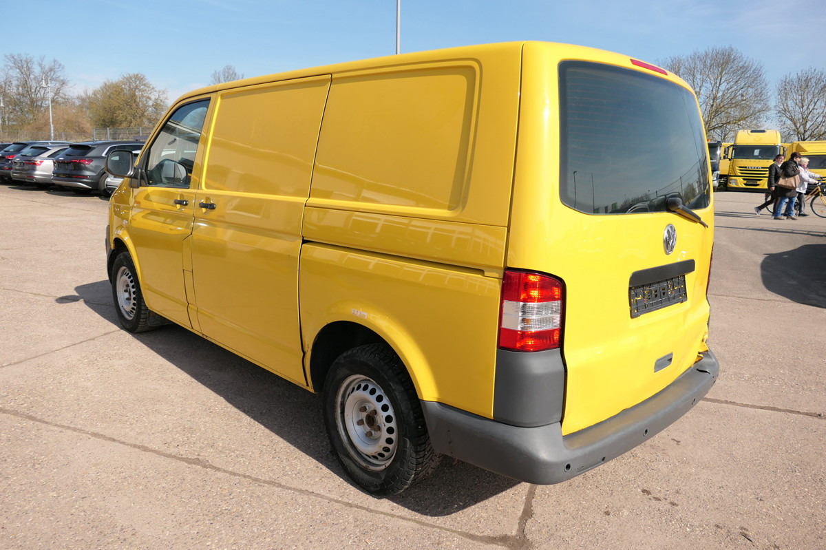 VW T5 Transporter 2.0 TDI 2-Sitzer PARKTRONIK EURO5 - فان المدمجة: صور 5 VW T5 Transporter 2.0 TDI 2-Sitzer PARKTRONIK EURO5 - فان المدمجة: صور 5