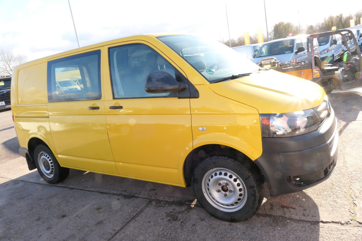 VW T5 Transporter 2.0 TDI EURO-5 CoC PARKTRONIK - فان المدمجة: صور 3 VW T5 Transporter 2.0 TDI EURO-5 CoC PARKTRONIK - فان المدمجة: صور 3