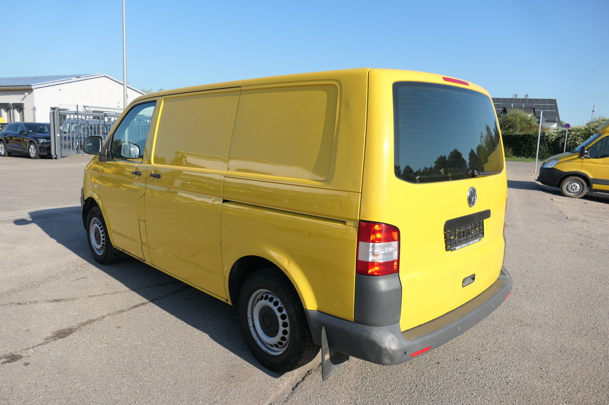 VW T5 Transporter 2.0 TDI PARKTRONIK 2xSCHIEBETÜR C - فان المدمجة: صور 5 VW T5 Transporter 2.0 TDI PARKTRONIK 2xSCHIEBETÜR C - فان المدمجة: صور 5