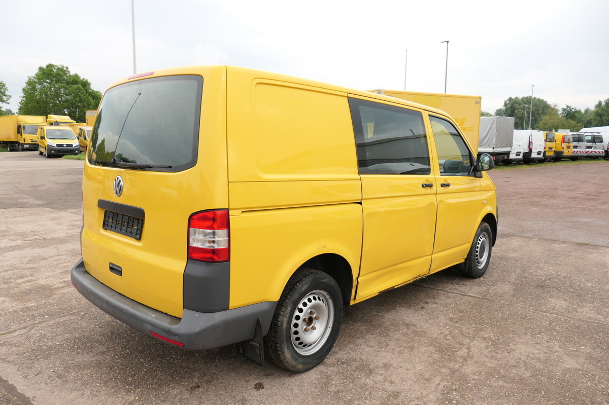 VW T5 Transporter 2.0 TDI PARKTRONIK EURO-5 2xSCHIE - فان المدمجة: صور 4 VW T5 Transporter 2.0 TDI PARKTRONIK EURO-5 2xSCHIE - فان المدمجة: صور 4