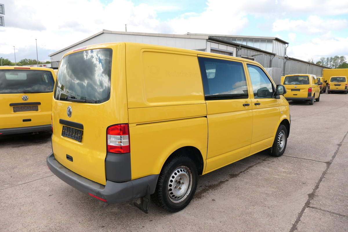 VW T5 Transporter 2.0 TDI PARKTRONIK EURO-5 2xSCHIE - فان المدمجة: صور 4 VW T5 Transporter 2.0 TDI PARKTRONIK EURO-5 2xSCHIE - فان المدمجة: صور 4