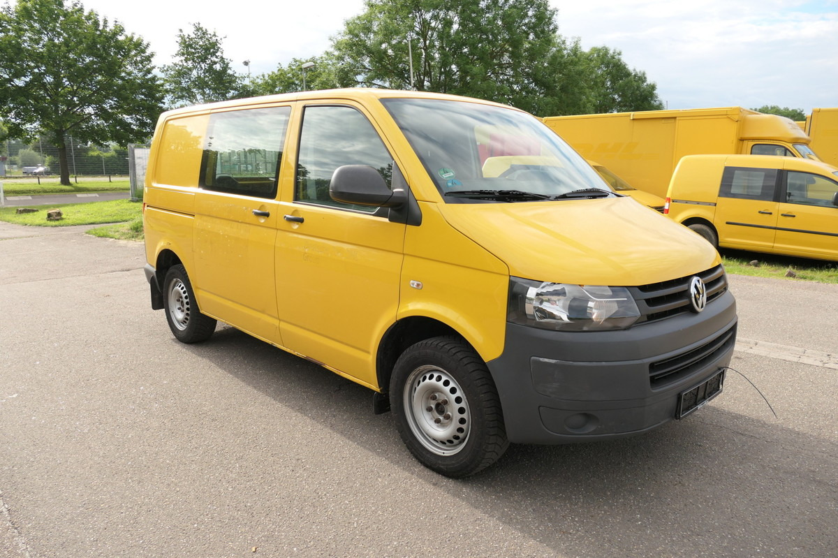 VW T5 Transporter 2.0 TDI PARKTRONIK EURO-5 2xSCHIE - فان المدمجة: صور 2 VW T5 Transporter 2.0 TDI PARKTRONIK EURO-5 2xSCHIE - فان المدمجة: صور 2