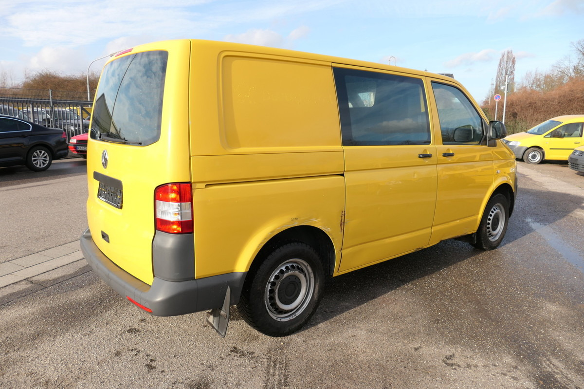 VW T5 Transporter 2.0 TDI PARKTRONIK EURO-5 2xSCHIE - فان المدمجة: صور 4 VW T5 Transporter 2.0 TDI PARKTRONIK EURO-5 2xSCHIE - فان المدمجة: صور 4