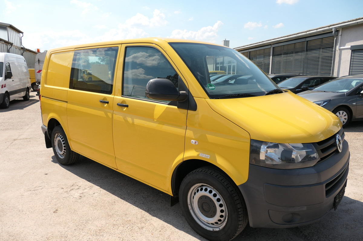 VW T5 Transporter 2.0 TDI PARKTRONIK EURO-5 2xSCHIE - فان المدمجة: صور 2 VW T5 Transporter 2.0 TDI PARKTRONIK EURO-5 2xSCHIE - فان المدمجة: صور 2