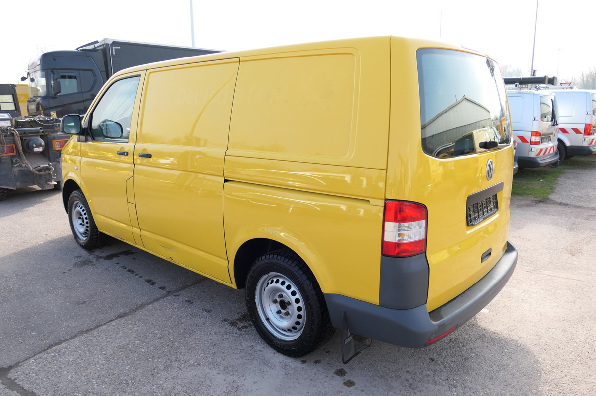 VW T5 Transporter 2.0 TDI PARKTRONIK EURO-5 2xSCHIE - فان المدمجة: صور 4 VW T5 Transporter 2.0 TDI PARKTRONIK EURO-5 2xSCHIE - فان المدمجة: صور 4