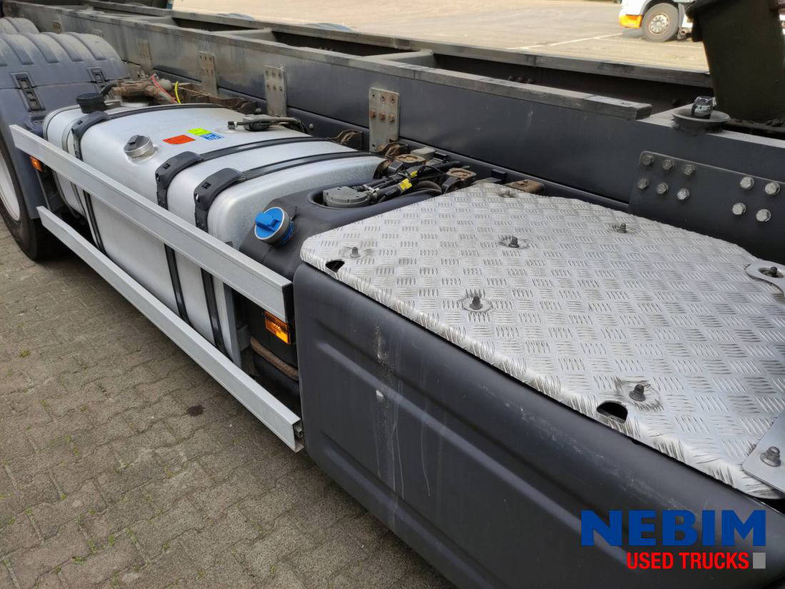 قلابات Scania R520 V8 6X2 - Retarder: صور 19