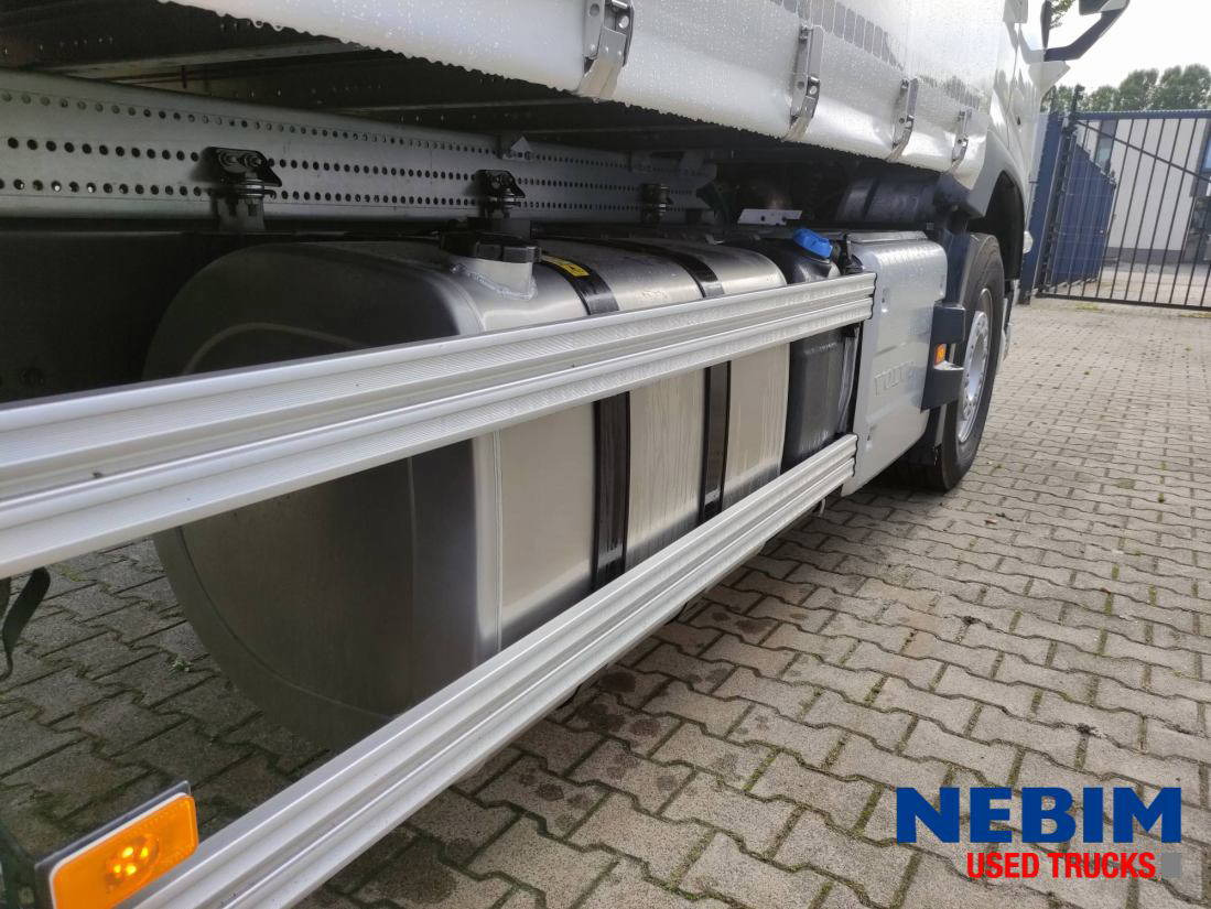 جديد شاحنة ستارة Volvo FM 330 4X2: صور 23