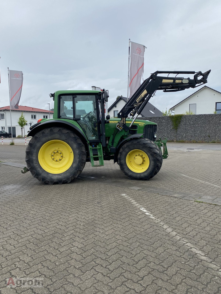 John Deere 6930 Premium - جرار: صور 1 John Deere 6930 Premium - جرار: صور 1