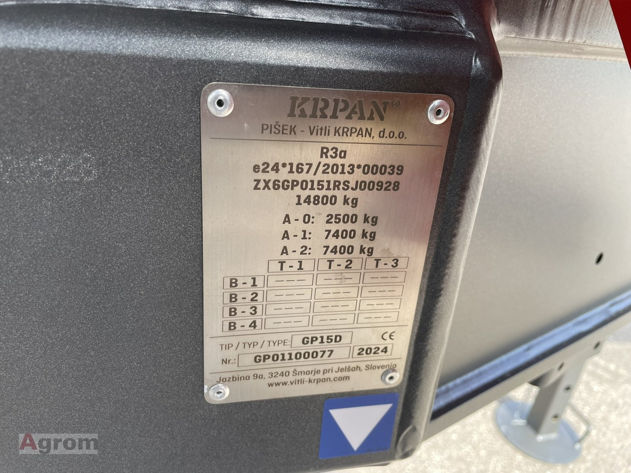 جديد مقطورة الغابات Krpan GP 15 D + Kran 7,4 K: صور 12 جديد مقطورة الغابات Krpan GP 15 D + Kran 7,4 K: صور 12