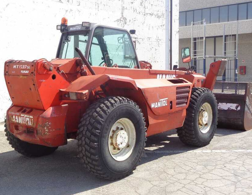 Manitou MT 1337 SLT - رافعة تلسكوبية: صور 2 Manitou MT 1337 SLT - رافعة تلسكوبية: صور 2