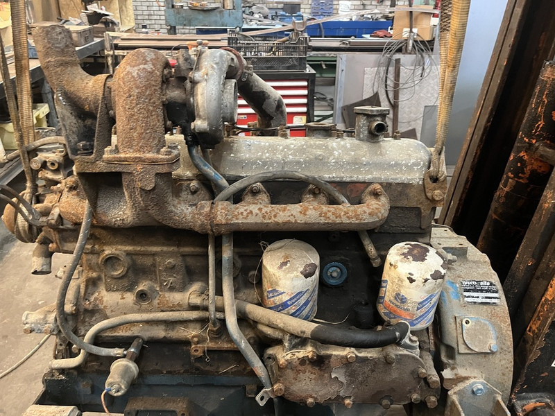 Fiat 6 cilinder - المحرك: صور 4 Fiat 6 cilinder - المحرك: صور 4