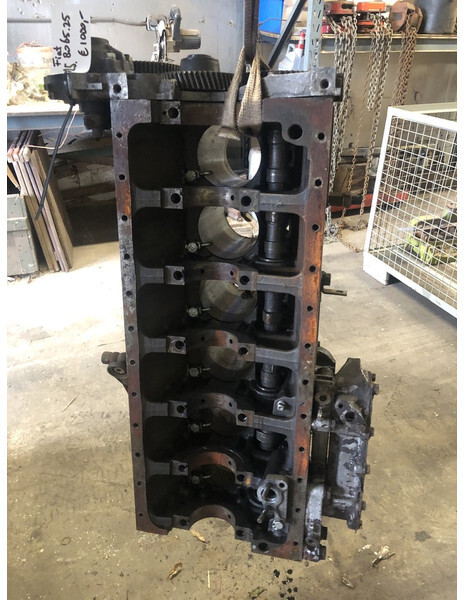 Fiat 8065.25 - المحرك: صور 5 Fiat 8065.25 - المحرك: صور 5