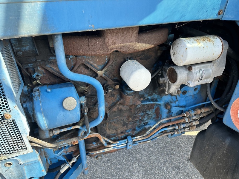 جرار Ford 5110: صور 12