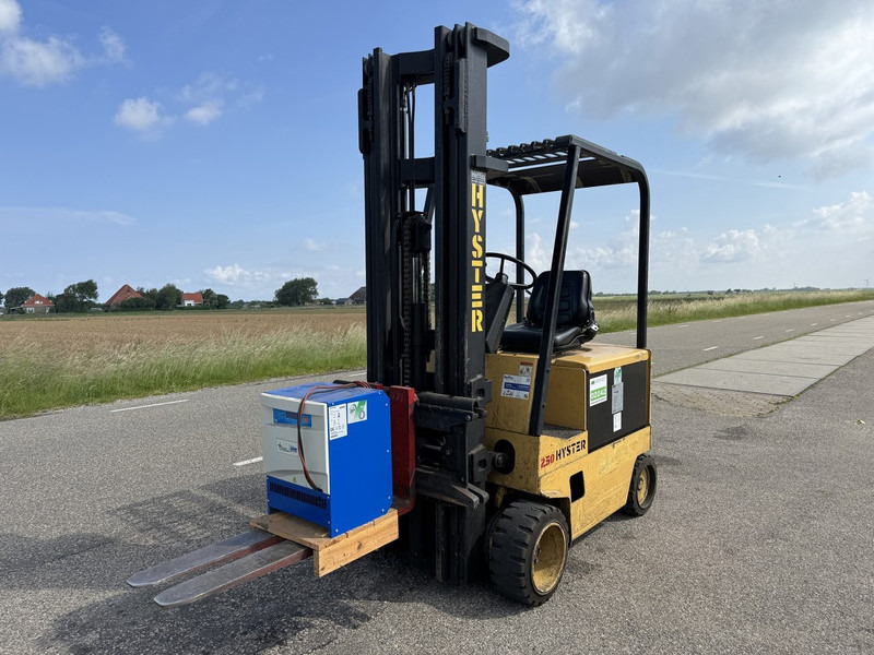 Hyster E2.50XL - رافعة شوكية كهربائية: صور 1 Hyster E2.50XL - رافعة شوكية كهربائية: صور 1