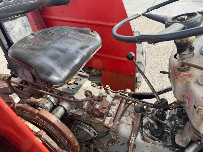 Massey Ferguson 135 - جرار: صور 5 Massey Ferguson 135 - جرار: صور 5
