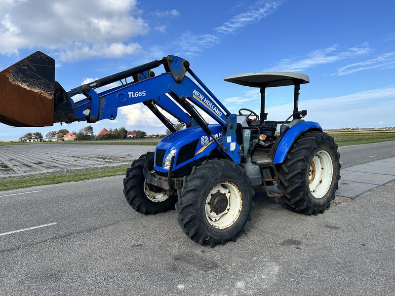 New Holland TD5.100 - جرار: صور 1 New Holland TD5.100 - جرار: صور 1