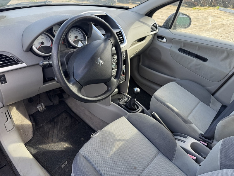 Peugeot 207 - سيارة: صور 3 Peugeot 207 - سيارة: صور 3