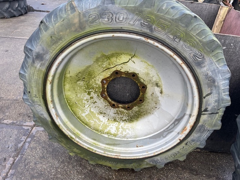 Taurus 230/95 R32 - الإطارات: صور 5 Taurus 230/95 R32 - الإطارات: صور 5