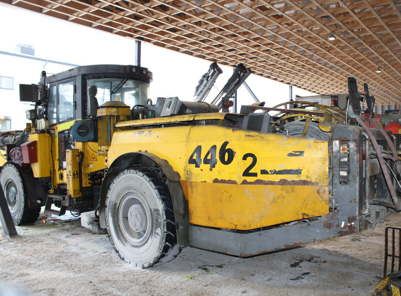 Atlas Copco Boltec LC - ماكينات التعدين: صور 4 Atlas Copco Boltec LC - ماكينات التعدين: صور 4