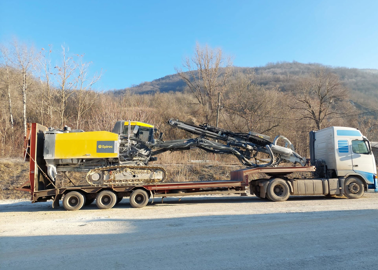 Atlas Copco (Epiroc) FlexiRoc T35-11 - آلة حفر: صور 4 Atlas Copco (Epiroc) FlexiRoc T35-11 - آلة حفر: صور 4