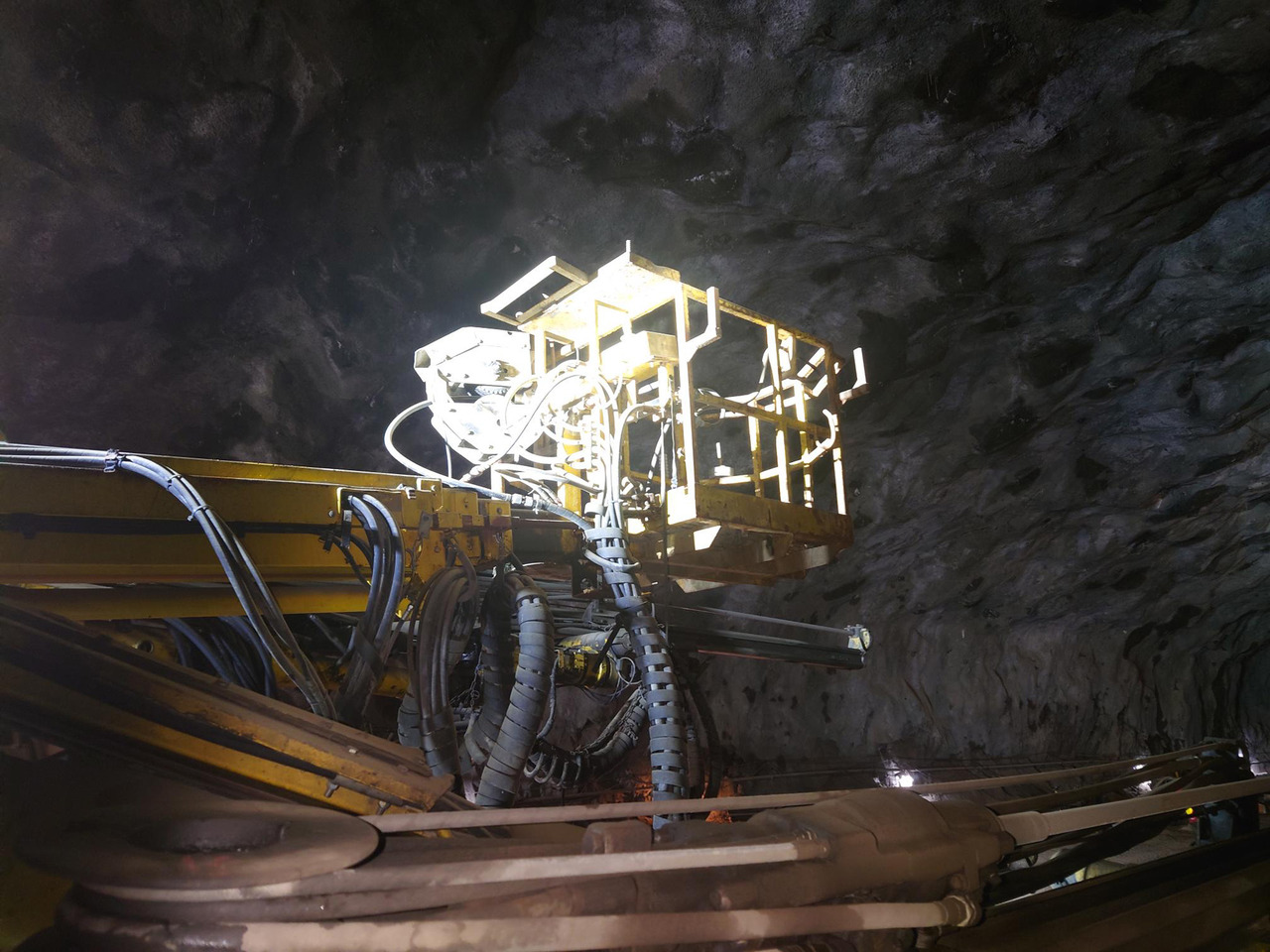 Atlas Copco WL3C - ماكينات التعدين: صور 5 Atlas Copco WL3C - ماكينات التعدين: صور 5