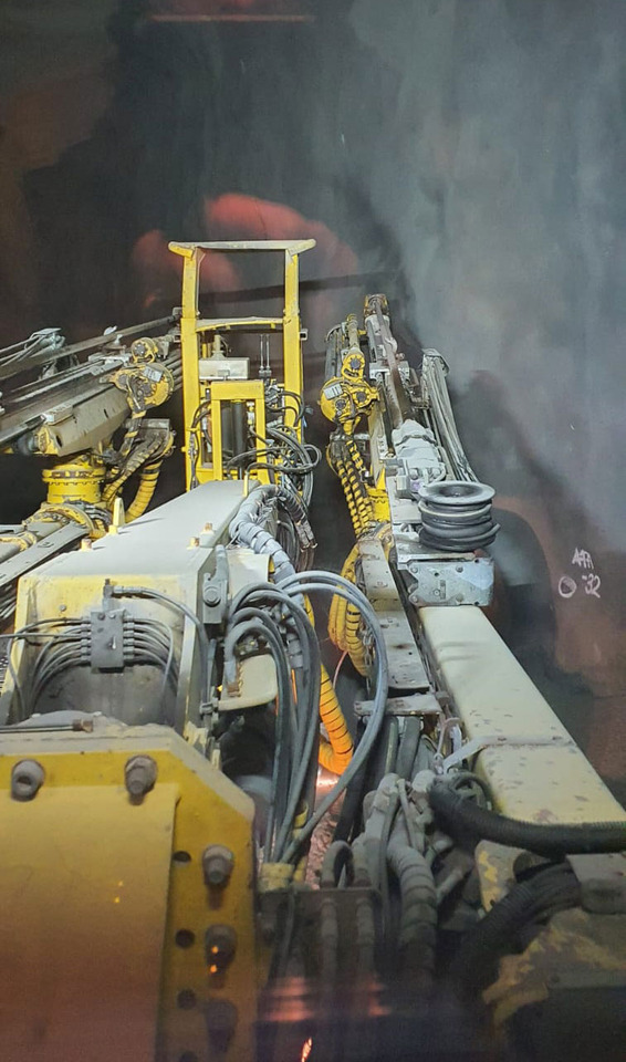 Atlas Copco XE3-C30 - ماكينات التعدين: صور 3 Atlas Copco XE3-C30 - ماكينات التعدين: صور 3