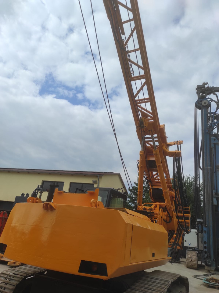 Bauer BG 9H - آلة حفر: صور 4 Bauer BG 9H - آلة حفر: صور 4