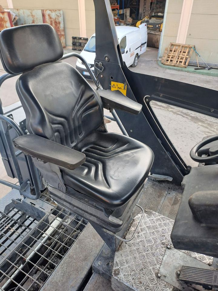 Bomag BF600 P-2 إيجار Bomag BF600 P-2: صور 6