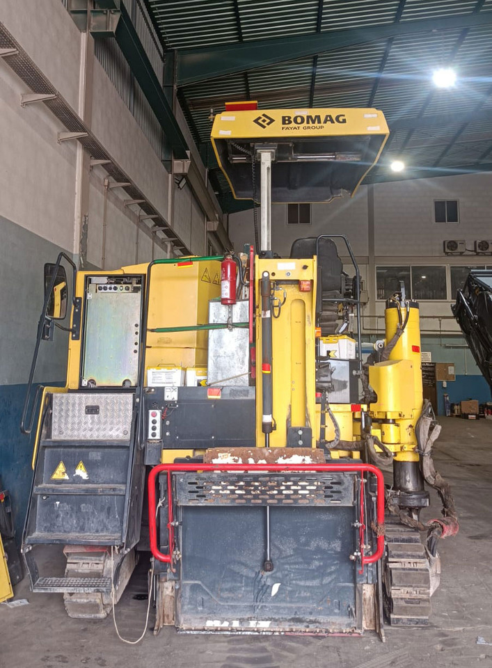 Bomag BM 1300/35 - ماكينات لصقل الأسفلت: صور 4 Bomag BM 1300/35 - ماكينات لصقل الأسفلت: صور 4